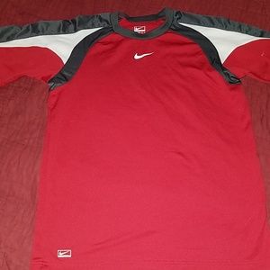 Boys Nike short sleeve t-shirt